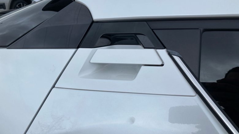 Toyota C-HR 1.8 Hybrid Design 5dr CVT Hybrid Hatchback